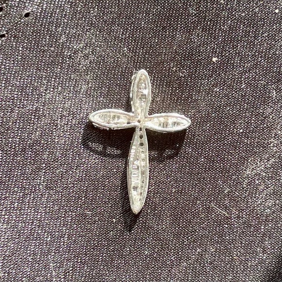 10K Gold and Diamond Cross Pendant - Picture 5 of 7